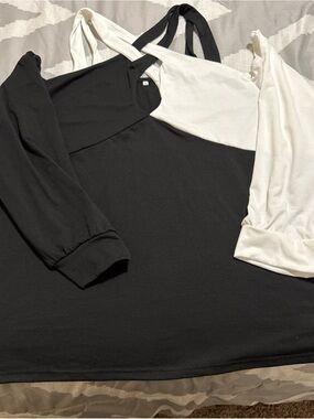 Black and White Colorblock Cold-Shoulder Top